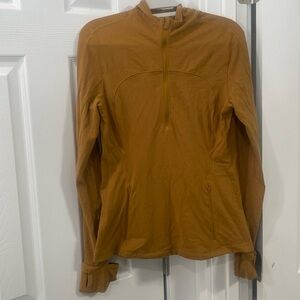 Lululemon 1/4 Zip Pullover in Size 8 in Terracotta